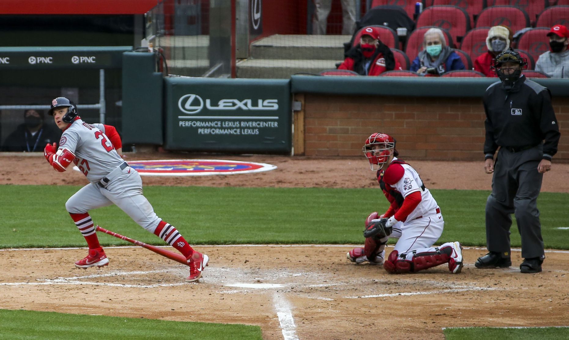 Cardinals face Reds in Cincinnati on opening day
